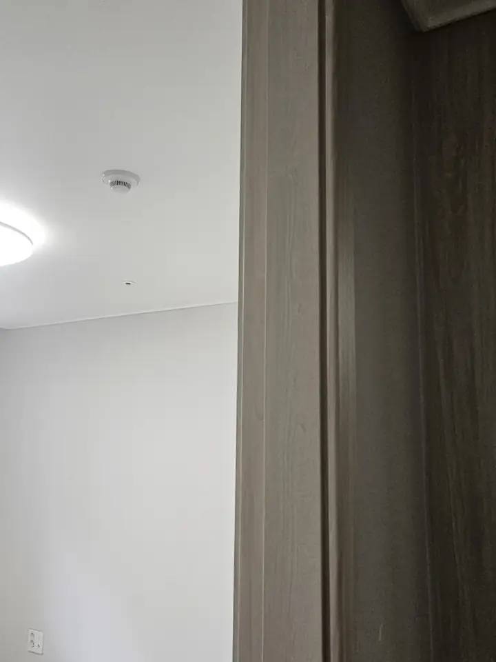일산 sk뷰 문틀보수 작업 후 모습